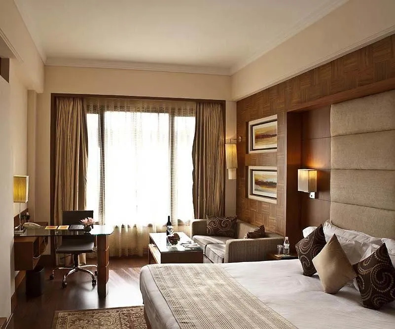 The Bristol Hotel Gurgaon 3*,