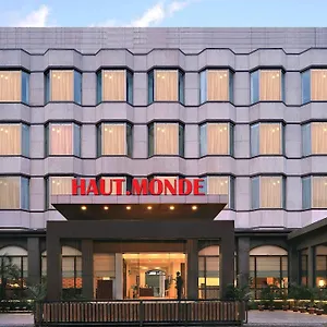 Hotel Monde
