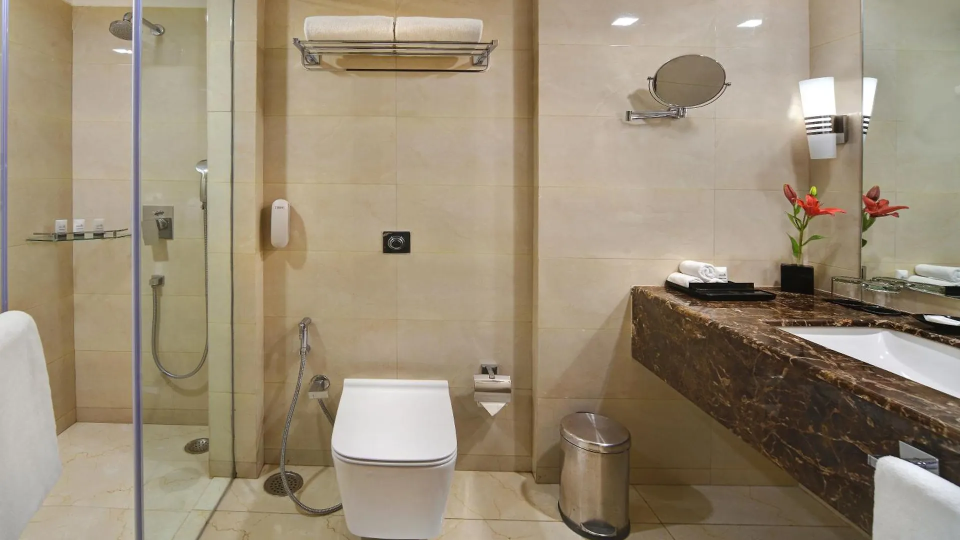 Hotel The Bristol Gurgaon Indien